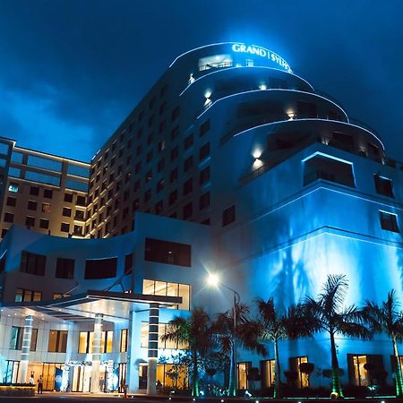 Grand Sylhet Hotel&Resort Buitenkant foto