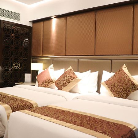 Grand Sylhet Hotel&Resort Buitenkant foto